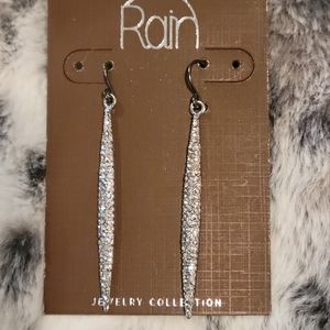 Dangle rhinestone earrings